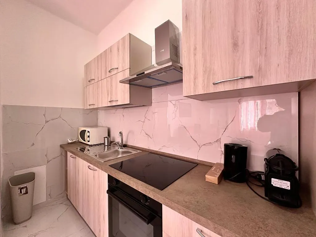 Wh - Dolce Vita - Bilocale - 5 Minuti Dal Centro - Parcheggio Gratuito - Wifi Sanremo Appartamento